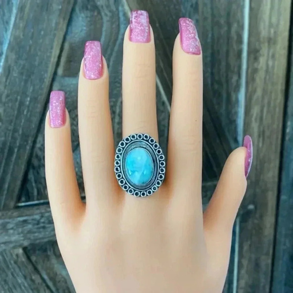 SIZE 8 Gorgeous Ornate Oval Authentic Larimar 925 Sterling Silver Ring NWT - Picture 3 of 5